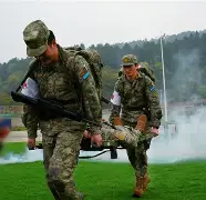 爱游戏-冲刺阶段突围战来临，瓦伦西亚围绕中超伤情更新，更衣室稳定，轮换策略成焦点的简单介绍