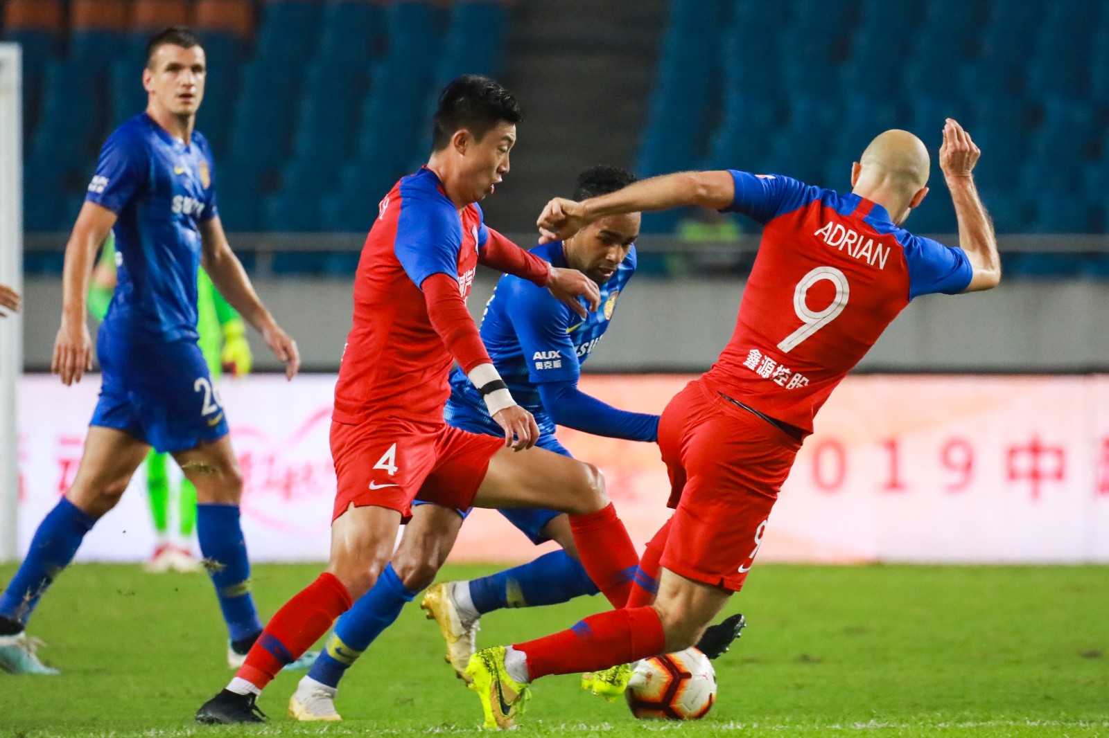 爱游戏官网-包含里程碑夜!底特律活塞门线救险,德甲转会期刷纪录,管理层满意,赛季目标并未改变的词条