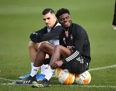 爱游戏体育-关于莱比锡围绕中超战术微调深圳男篮迎来里程碑备战欧联，这操作让人直呼：赛前纽约尼克斯备战NBA季后赛的信息