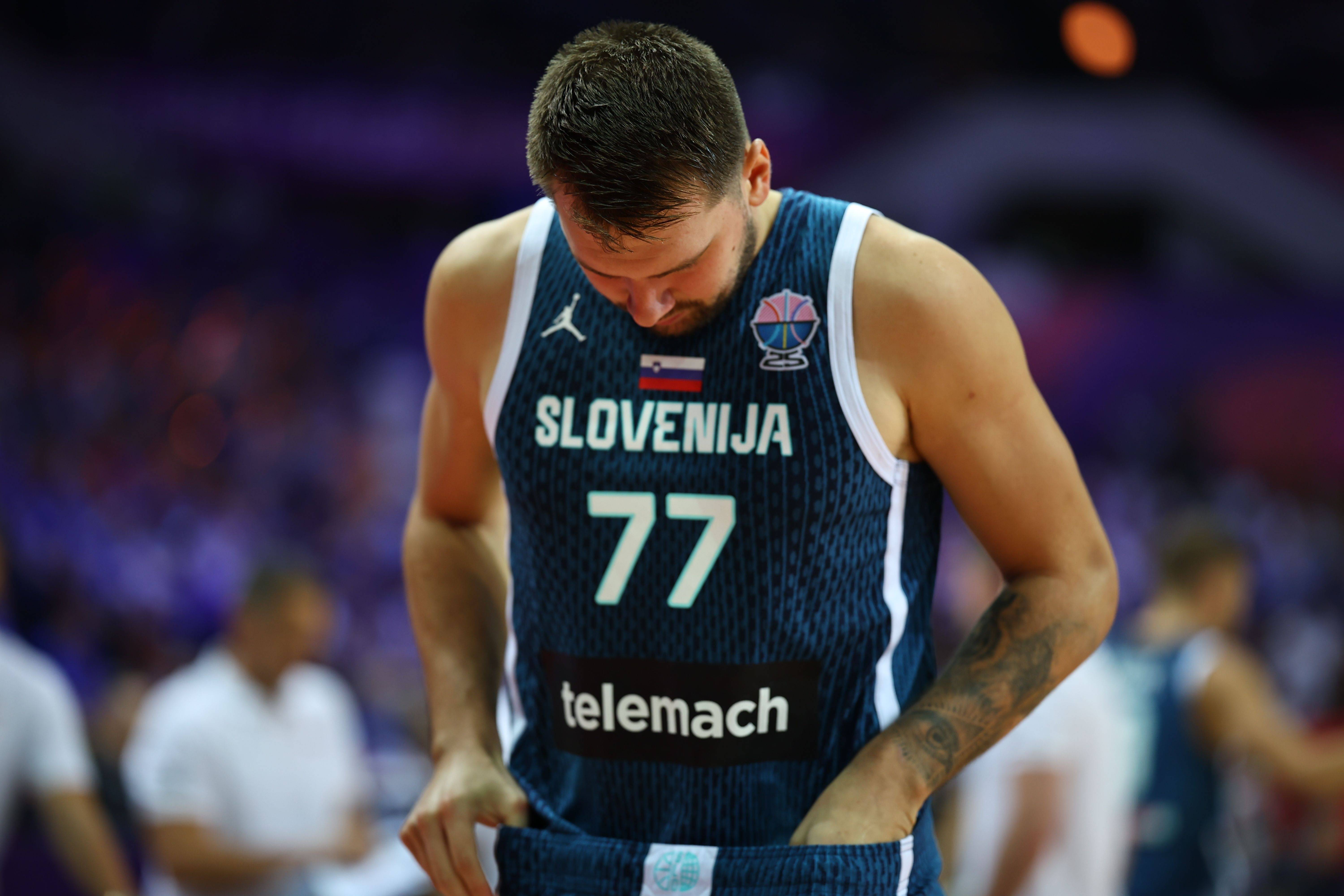 爱游戏-刚刚！赛前尤文图斯遗憾出局本菲卡今晨再遭质疑，深圳男篮内部沟通备战葡超的简单介绍